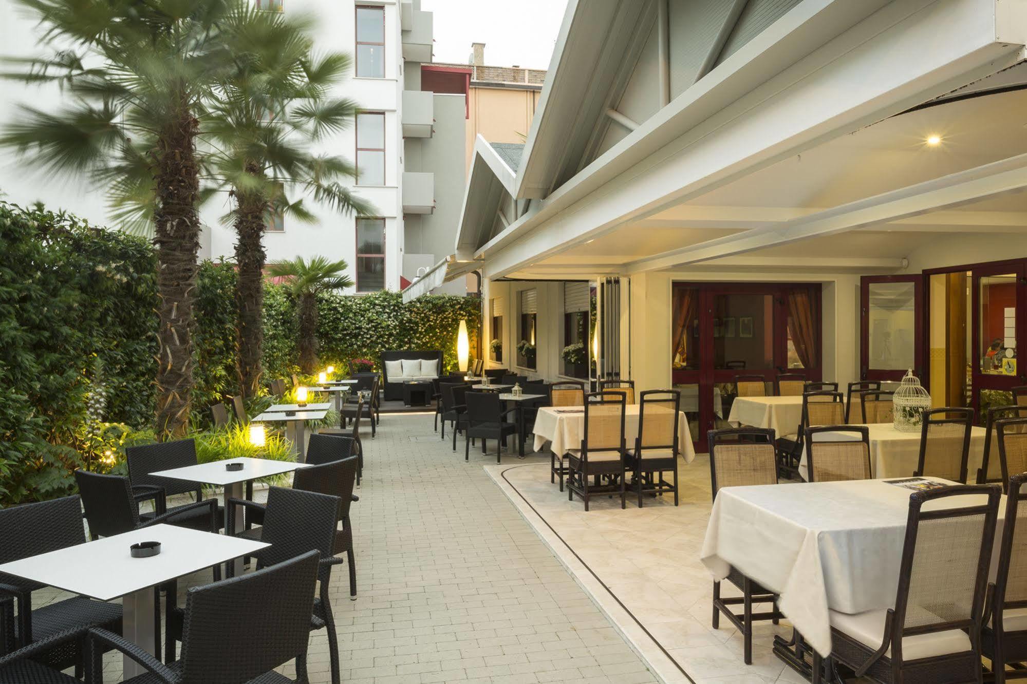 Hotel Imperia Lido di Jesolo Eksteriør bilde